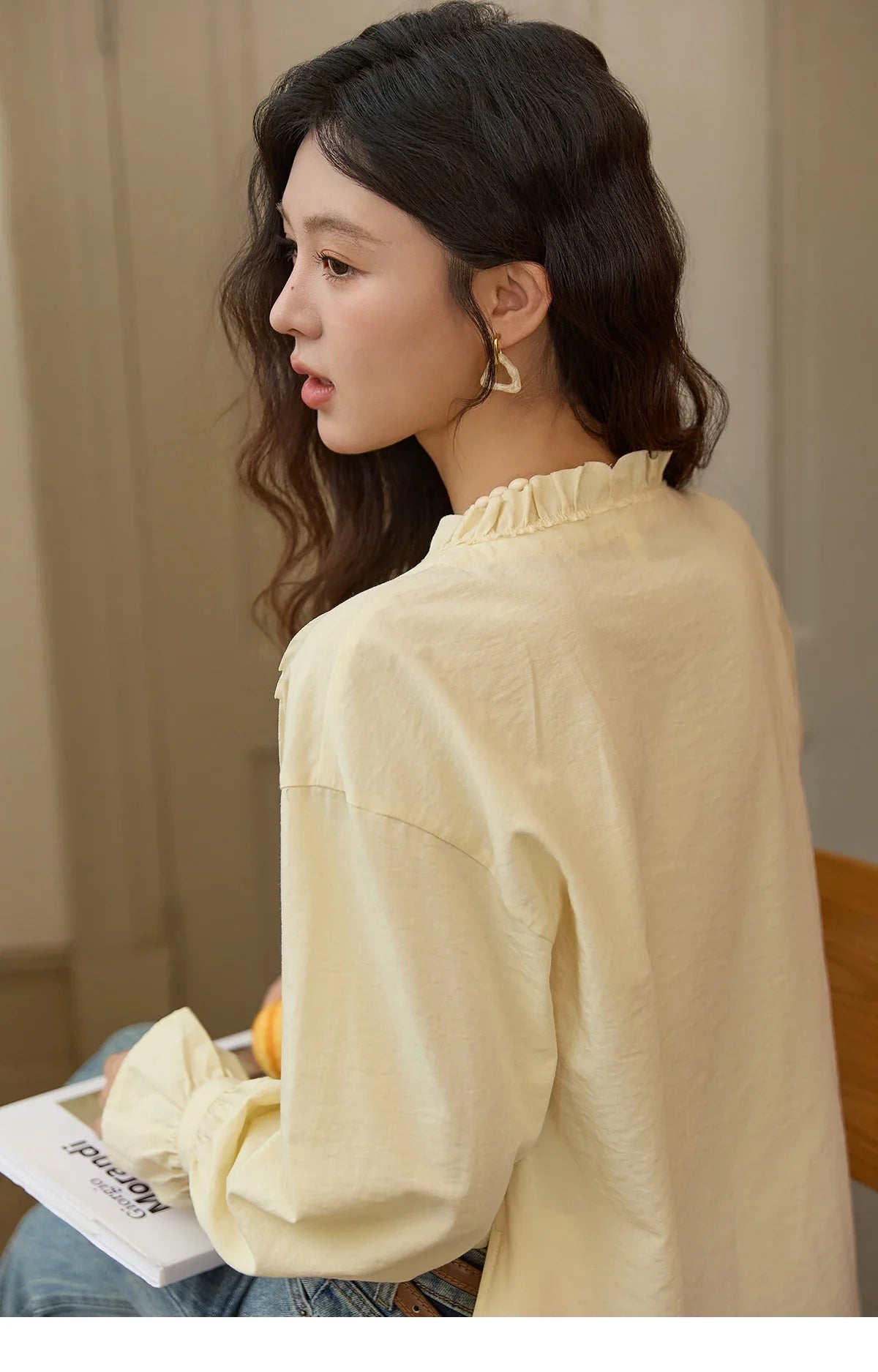 Hand Sewn Rose Blouse for Women Autumn 2025 V-neck  Edible Tree Fungus Edge Tops Sweet Lantern Sleeves Blouses MXE44X2470