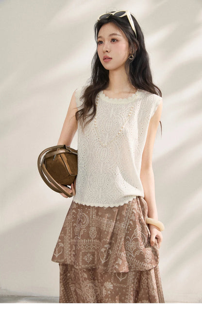 Elegant Sleeveless Lace Knit Tank Top for Women 2026 Summer New Scalloped Edge Hollow Out  Loose Casual Blouse MXF21Z3093