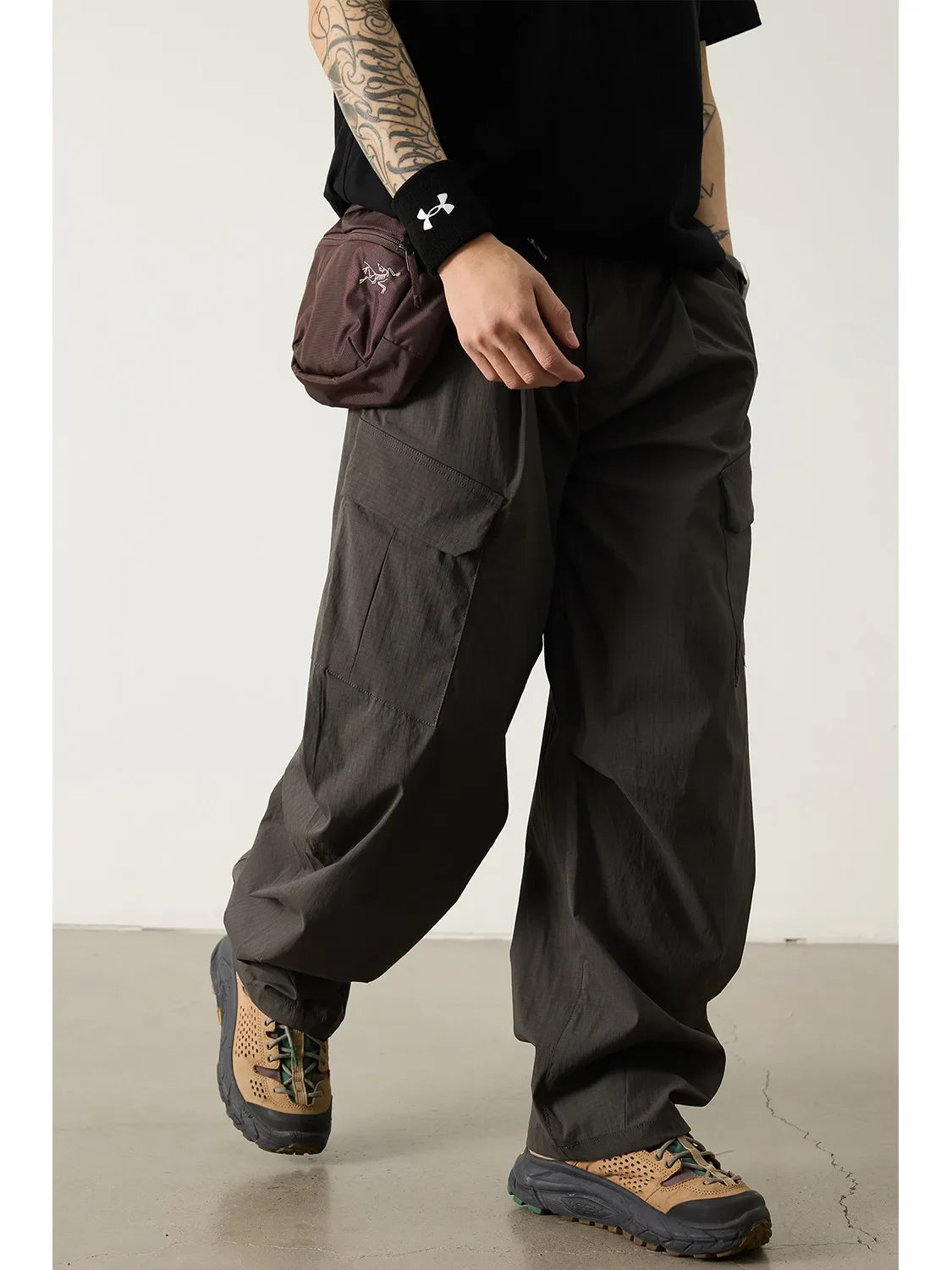 Unisex Outdoor Quick Dry Lightweight Techwear Hiking Cargo Pants Loose Fit Casual Sports Spring Summer Thin Long Pants Trendy