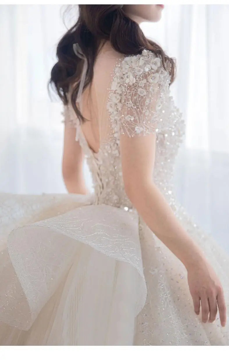 Luxury Short Sleeve Wedding Dress 2026 New Bridal Dress V Neck Beading Shinning Ball Gown Sweep Train Vestido  Noiva Customized