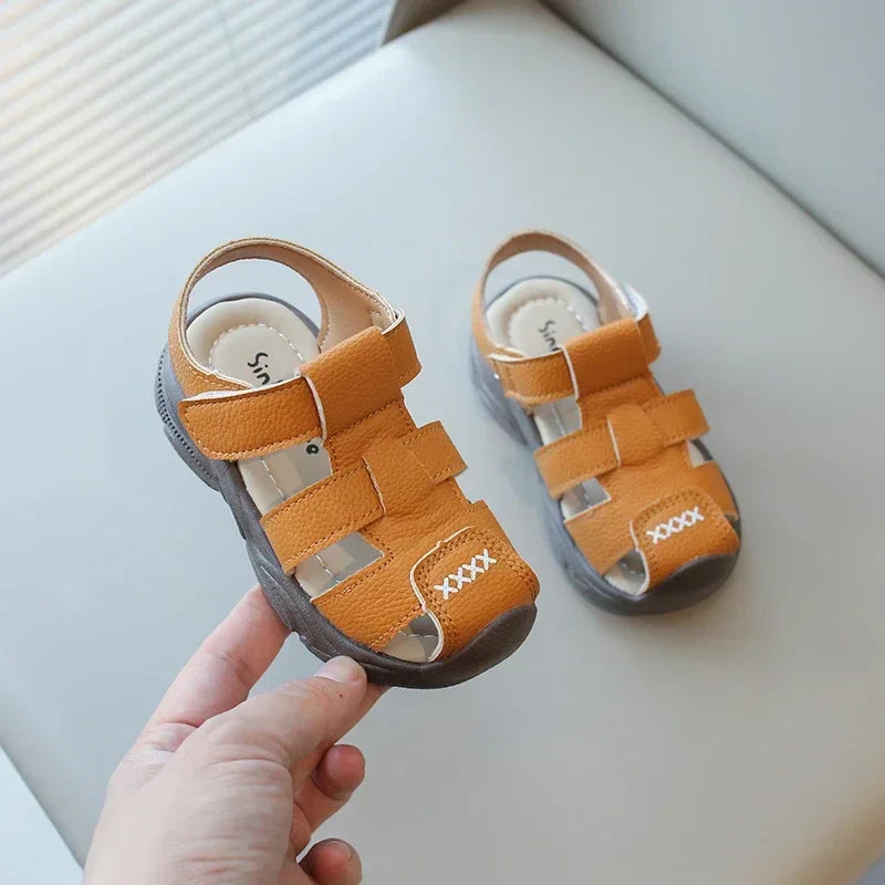 Baby Boys Summer Sandals Kids Beach Shoes Classic Fashion Hollow Toe-capped Anti-kick Toddlers Kindergarten Sandals Breathable