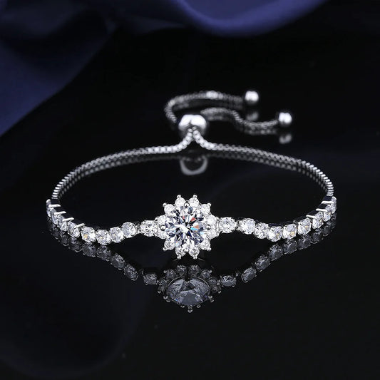 Bracelet tournesol en argent sterling 925 incrusté de moissanite de deux carats, bijou élégant et luxueux fait à la main, le meilleur cadeau pour la Saint-Valentin pour femme.