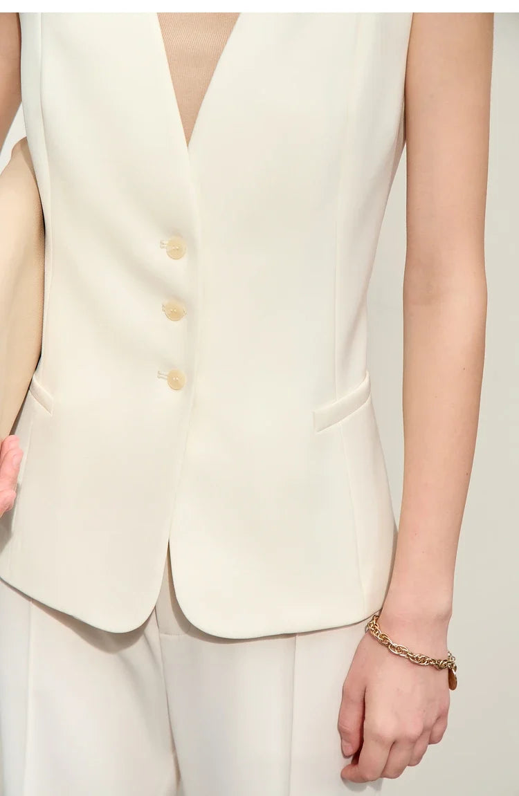 Minimalism Jacket Vests for Women 2025 Summer New Professional Style V-neck Slim Sleeveless Single-breasted Blouse 12441175