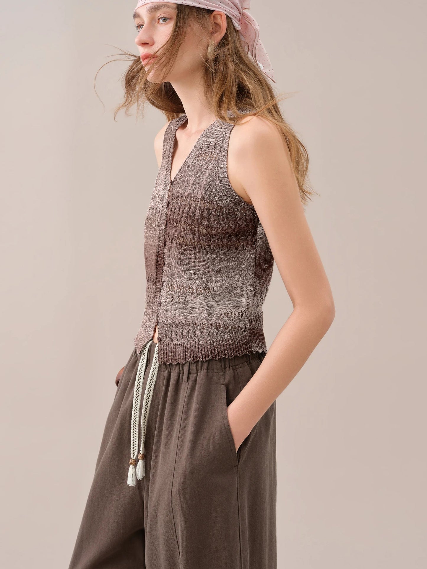 2026 Summer Women's Relaxed Fit Knitted Vest - Vacation Style Sleeveless Top for Resort Outings