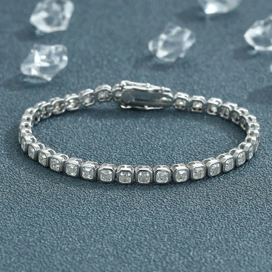 Bracelet de tennis en moissanite taille Asscher complète 3x3mm 0.15CT serti clos pour femmes et hommes, idéal pour les fêtes, en argent 925 certifié GRA