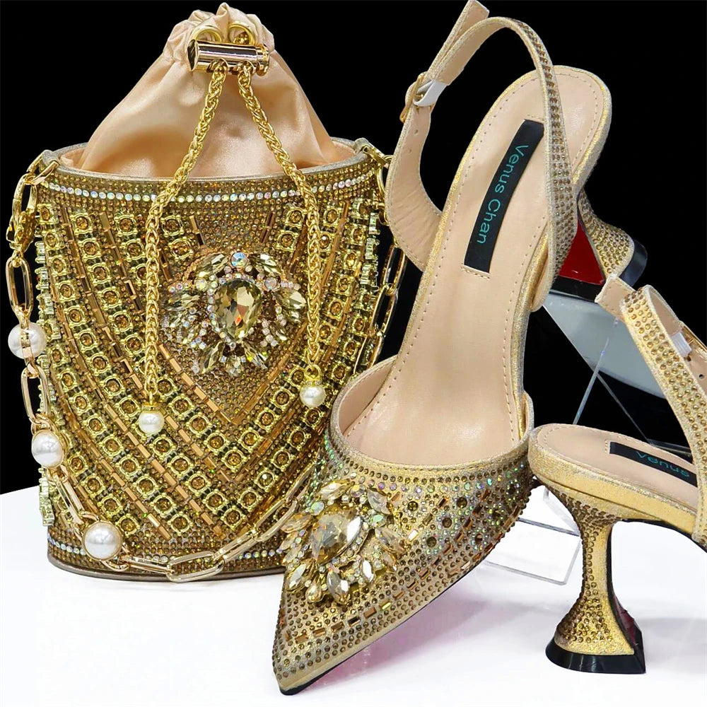 Nigerian Heel Party for Women Red Color Shoes and Bag Set Rhinestone Handbag Italian Design Wedding INS 2024