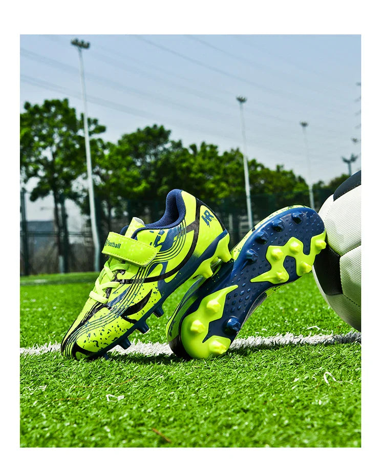 New Men Kids Professional Soccer Shoes Grass Boys Ultralight Football Boots Match Training Shoes Cleats Non-Slip Drop Shipping