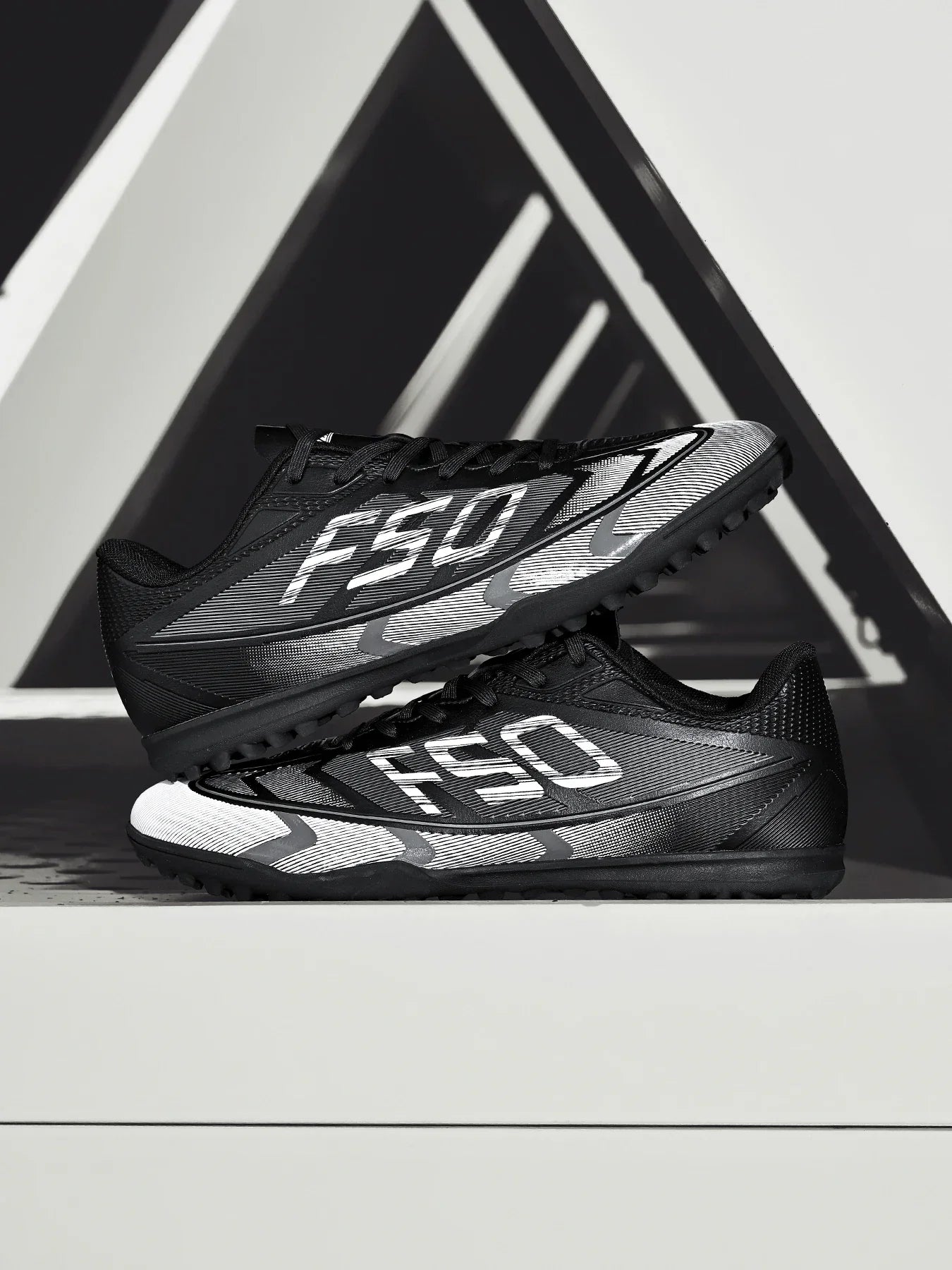 Breathable TF Soccer Shoes Men Women Kids PU+Fabric Non-Slip Wear-Resistant Rubber Sole Training Shoes