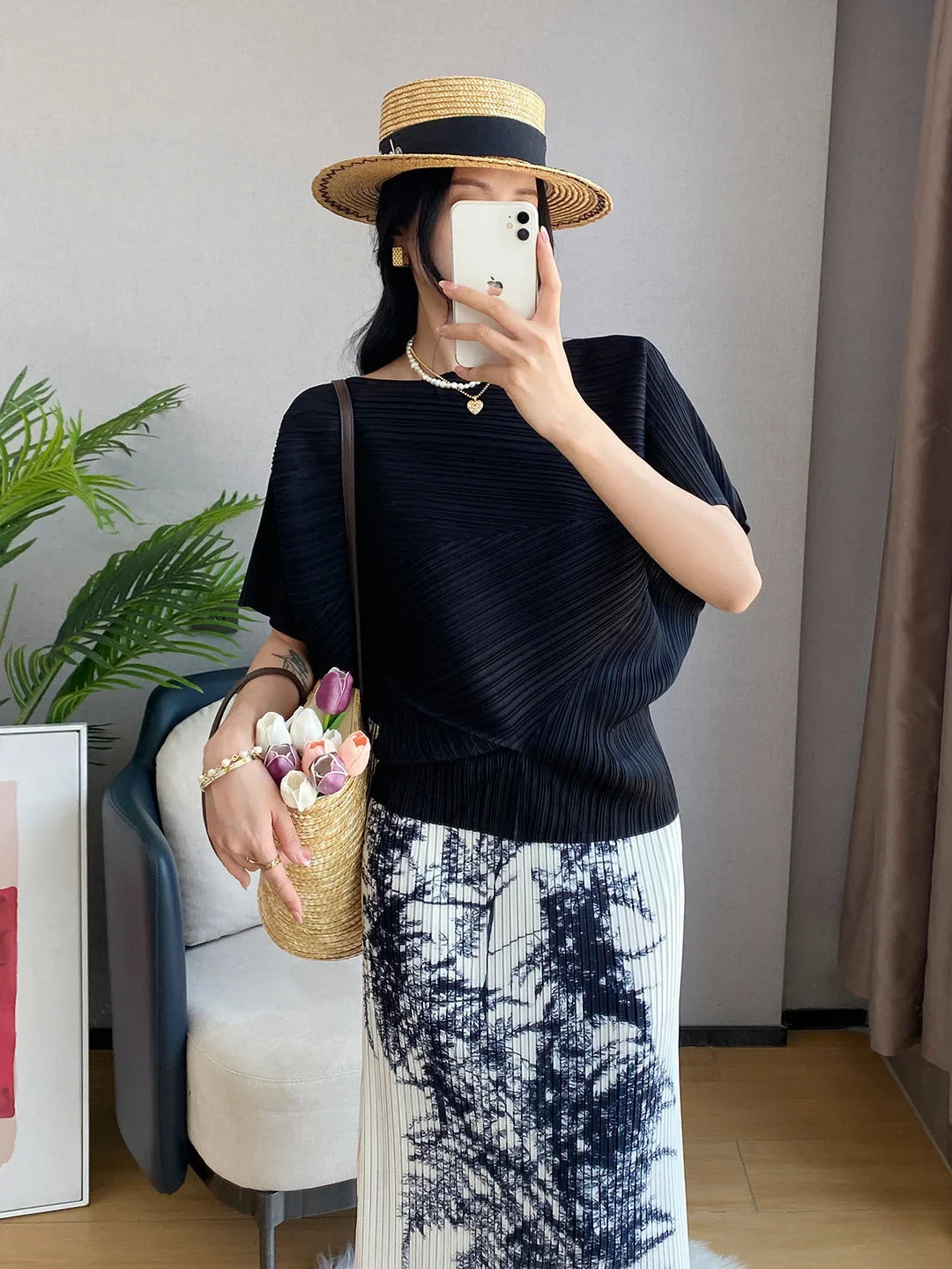Miyake Pleated Top 2026 New Round Neck Short Sleeve Batwing T-Shirt Women Summer Lightweight Vacation Travel Women's Clothing