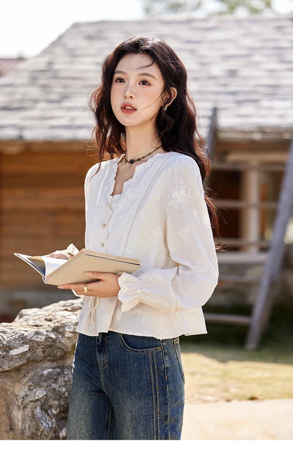 Embroidered Blouse Women 2025 Spring New French Elegant Apricot Lace Premium Drawstring Design V Neck Tops MXE11X1708