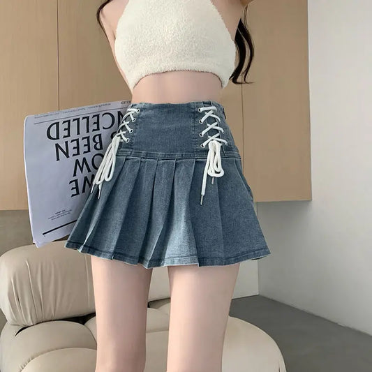 تنورات دنيم مطوية نسائية لطيفة برباط أنيقة بناتي تنورة صيفية قصيرة على الطراز الكوري بتصميم مثير بخصر عالٍ وملابس الشارع للجامعة