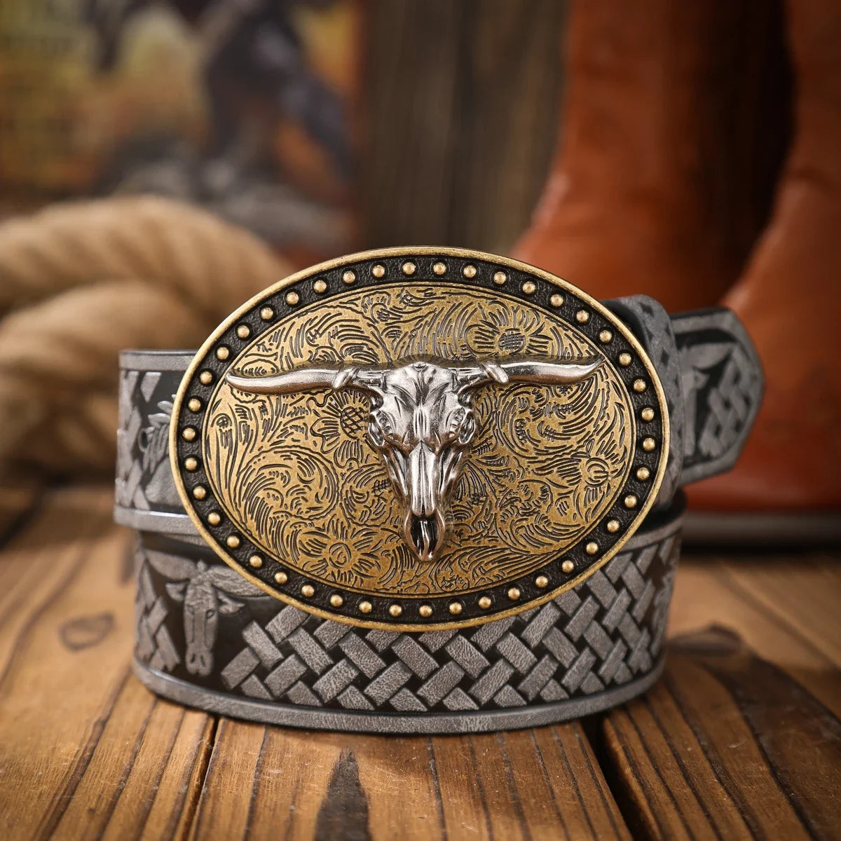 Vintage Meets Fashion! PU Alloy Buckle Belt, Suitable for Both Men and Women, to Create a Personalized Western Style