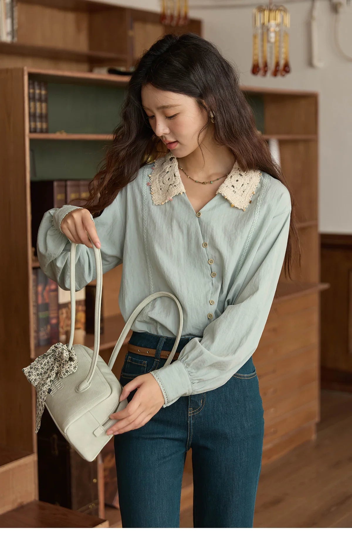Women's Linen Shirt 2025 Autumn Contrast Apricot Lapel Shirts Long Sleeve Curved Placket Tops Office Lady MXE43C2387