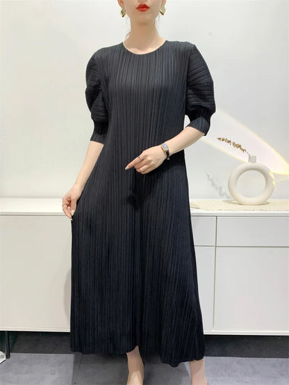 Miyake Pleated Dress 2024 Summer New Round Neck Loose and Comfortable A-line Short Sleeve Maix Dress