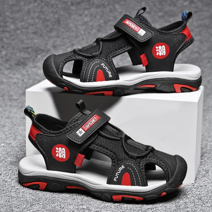A pair of children's summer toe-covering sports sandals, wear-resistant outdoor beach shoes, size 28-39，MQ-9019