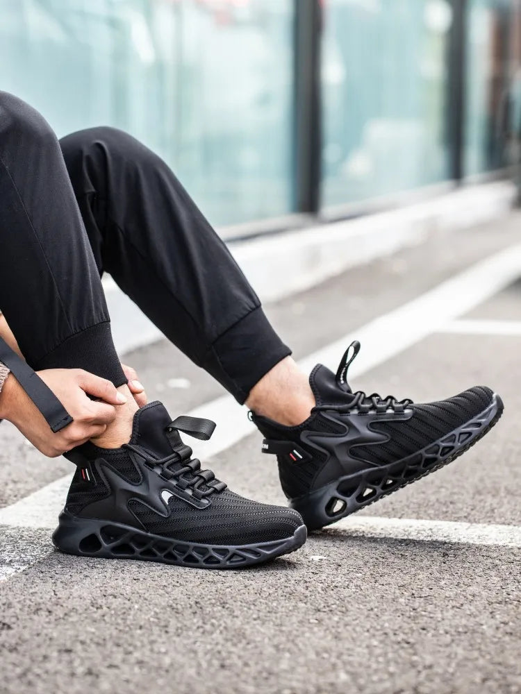 Lightweight Breathable Sneakers Work Hiker Boots Puncture-proof Outsole Construction Work Shoes Men Protection Safety Shoes