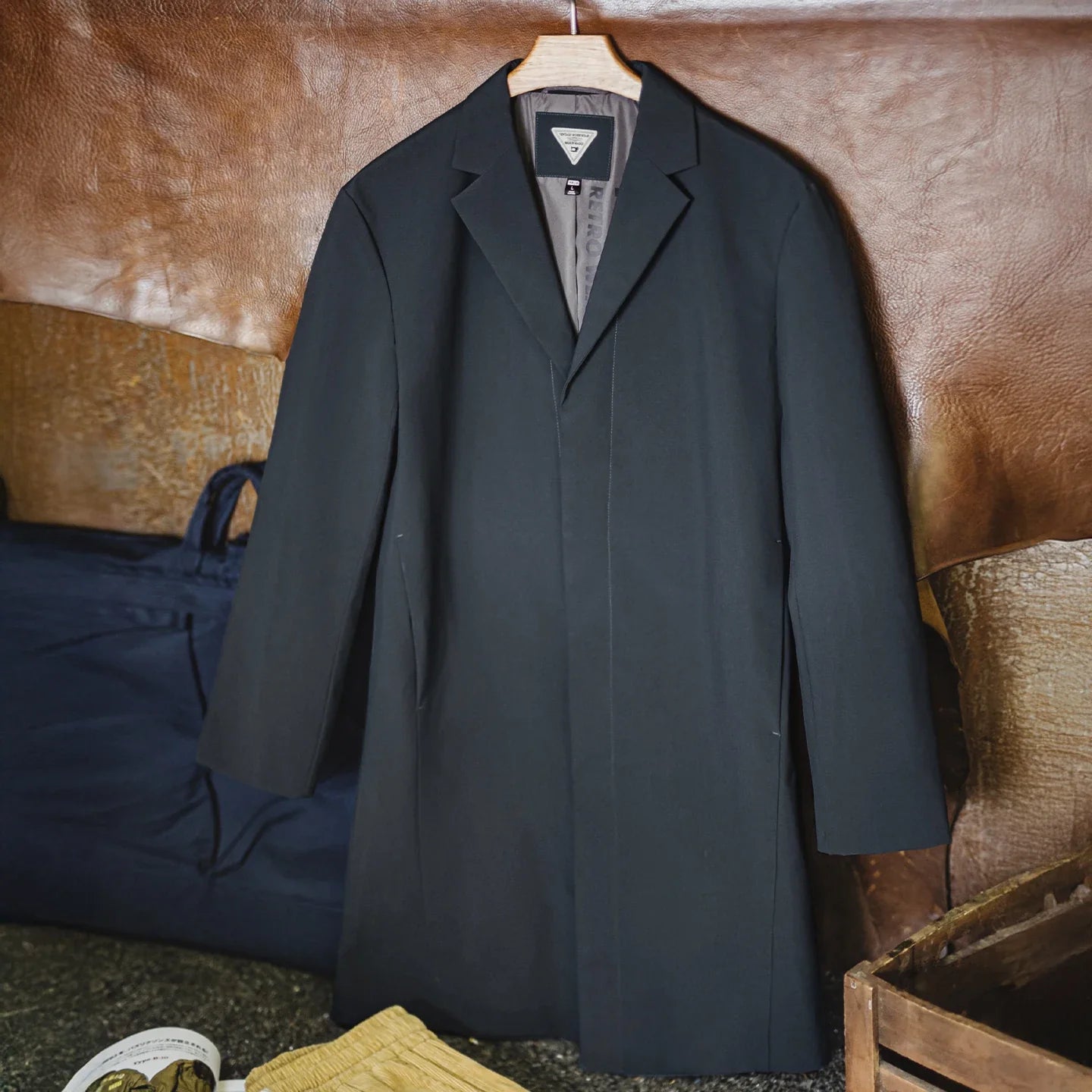 Men's Vintage Commuter Trench Coat Mid-Length Water-Repellent Overcoat Blue Lapel Back Vent Windbreak for Spring Fall