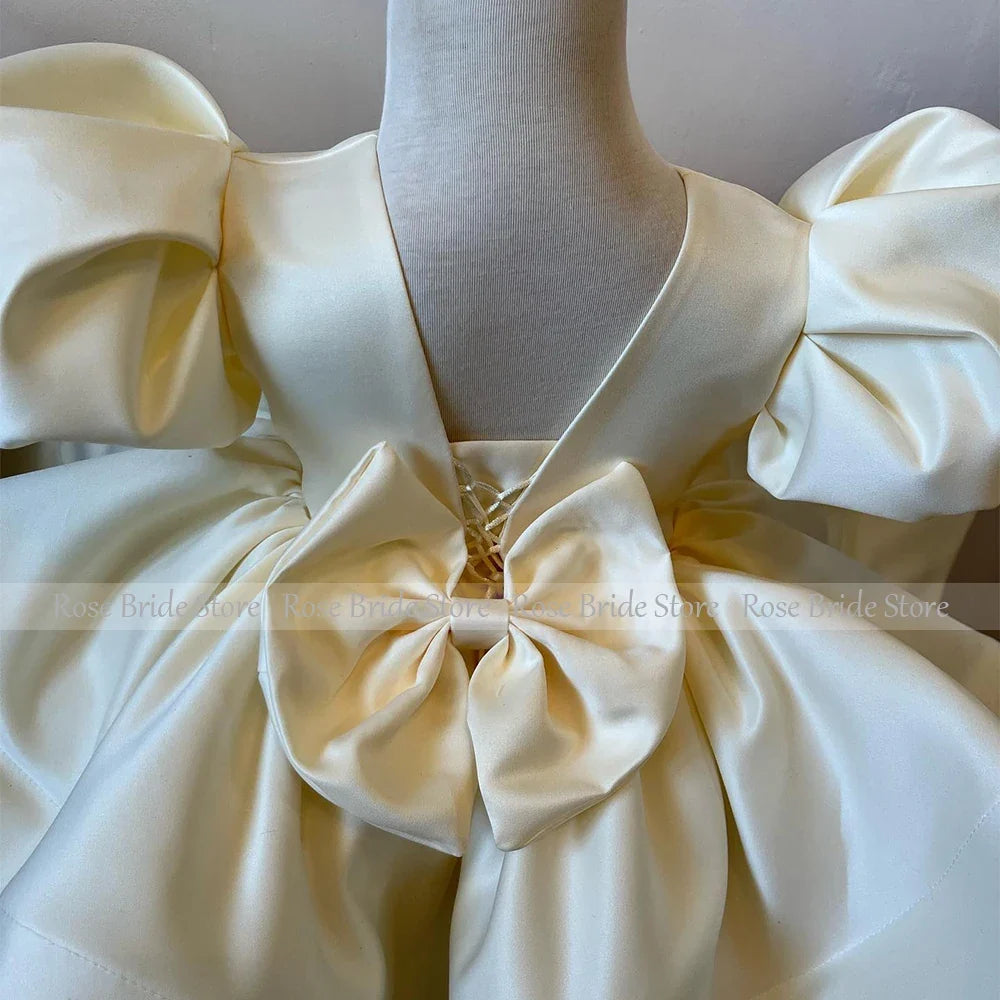 Flower Girl Dresses Beige Satin Short Puff Sleeves O Neck Kid's Birthday Cloth for Wedding Ball Gown Baby Formal Party Gown Mini