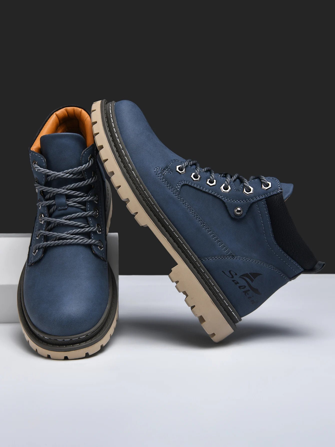 Handmade Men Boots Autumn Outdoor Hiking Boots Ankle Winter Leather Shoes Sneakers Hombres Botas High Top Footwear Anti Slip