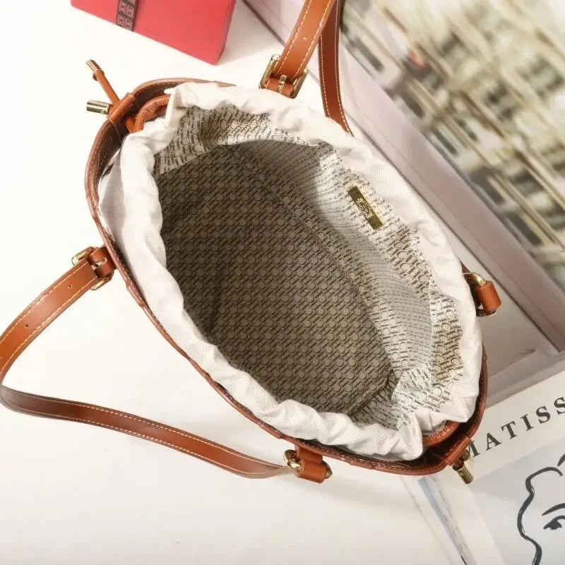 High-end Brand Women's Handbag Fashion Hollow 2026 New Large Capacity Simple Shoulder Bag
