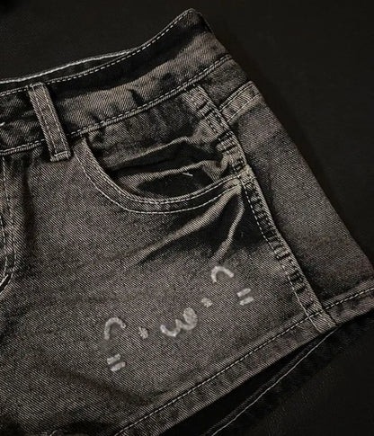 2026 Summer New Cute Hot Diamond Denim Low Waist Super Shorts Female Slim Black Gray Tight Y2k Shorts Hot Pants