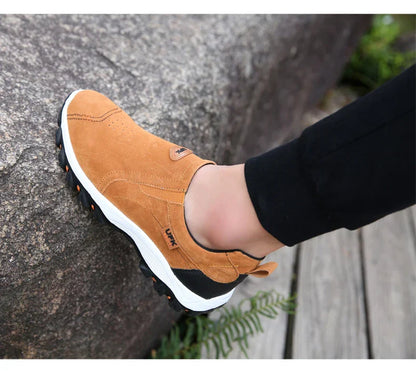 Casual Men's Sports Shoes Outdoor Walking Loafers Comfortable Shoes Fashionable and Lightweight Plus Size 38-50