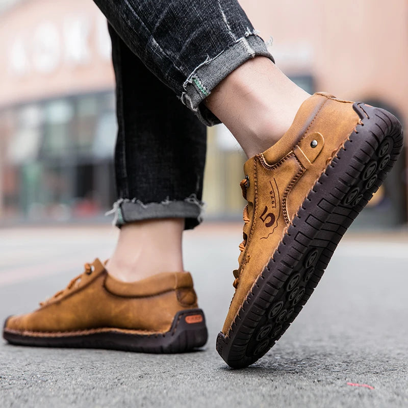 New Large-Sized 100% Cowhide Men's Boots Fashionable Casual Thick-Soled Breathable Men's Leather Shoes Outdoor Sports Chelsea