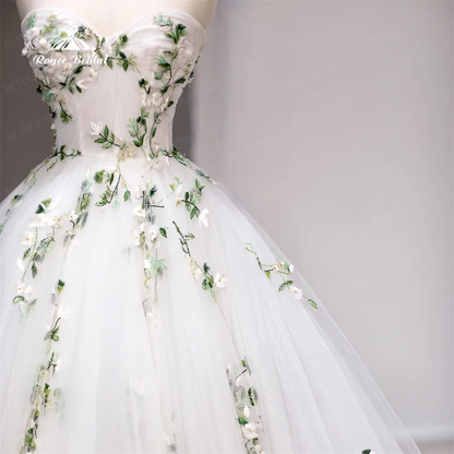 Strapless A Line Wedding Dress 2027 Court Train Organza with Embroidery Wedding Gown Vestido De Novia Para Boda Novi