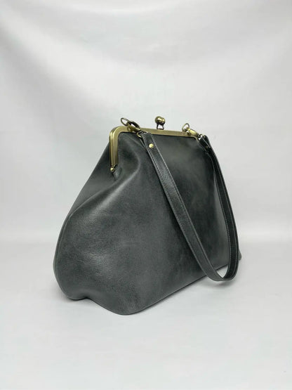 LOST IN VINTAGE Artificial Leather Bag Large Balls Bronze Kiss-lock Large Clutch Handbag Proudly Carried In Hand 35x30x20cm