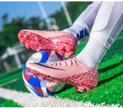 New Men Soccer Shoes Professional Football Boots Grass Outdoor Sport Non-Slip Training Shoes Match Sneakers Ultralight Unisex