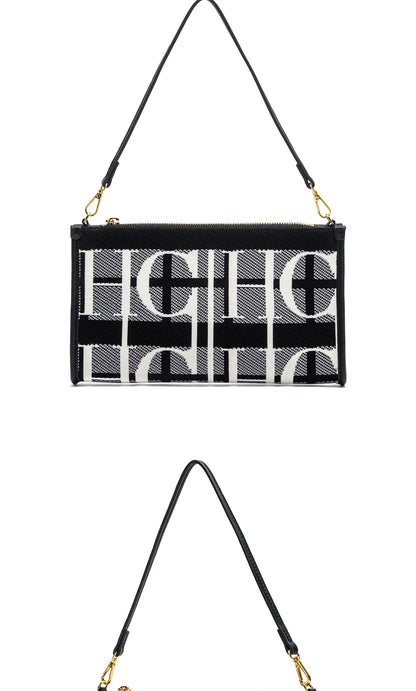 Vintage Handbag with Letter Design Large Capacity Fashionable Retro Women's Tote Bag for Everyday Use