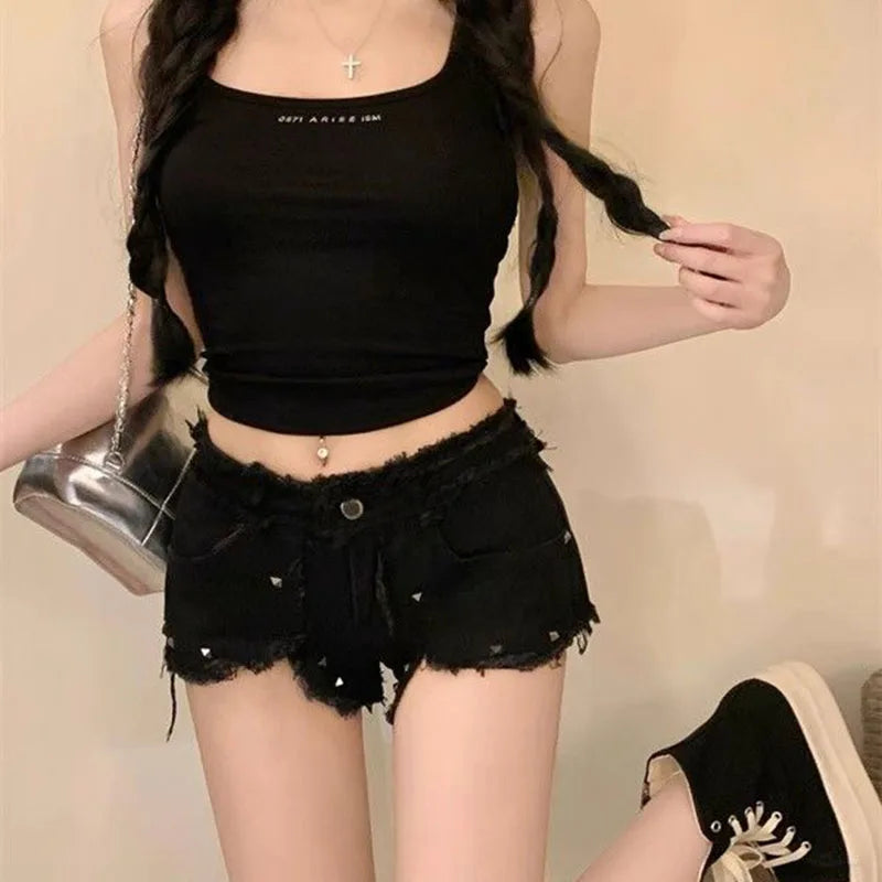 New Women's Irregular Tassels Short Jeans Harajuku Gothic Punk Rivet Decorate Denim Shorts Woman Summer Trend Sexy Black Shorts