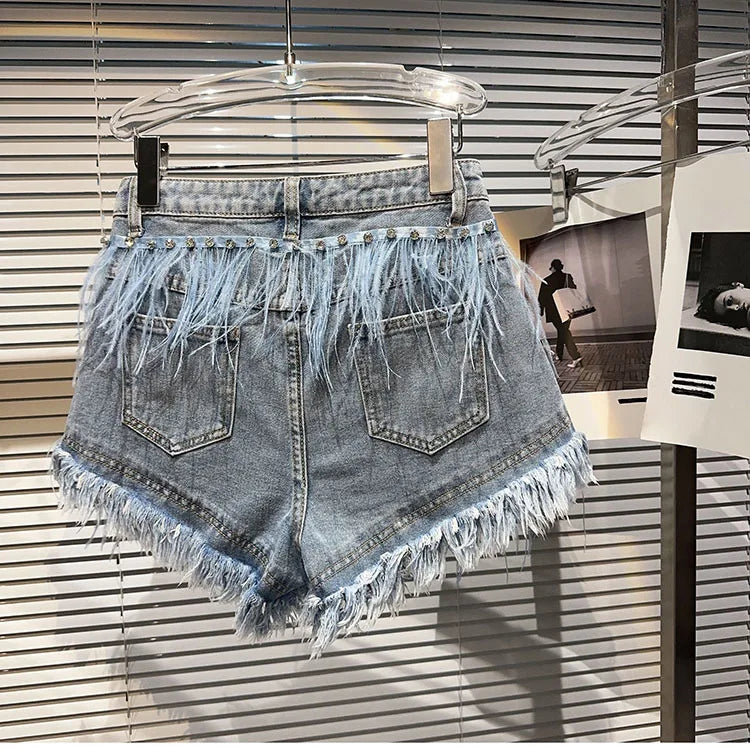 Summer Street Hot Girls Short Jeans Female Chic Feather Diamond Denim Shorts Women Retro Washed Hot Pants Sexy Night Club Shorts