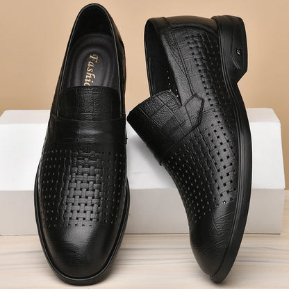 Italian Mens Casual Leather Outdoor Shoes Breathable Casual Hollow Out Men's Soft Bottom Shoes Comfy Flat Designer Walking Shoes