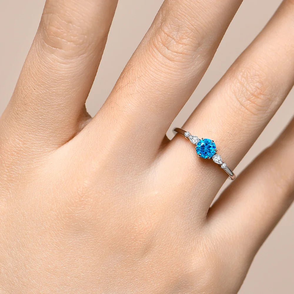 New D Color Round Cut 5.0mm Colorful Moissanite Ring for Women Man Solid 925 Sterling Silver Halloween Jewelry Party