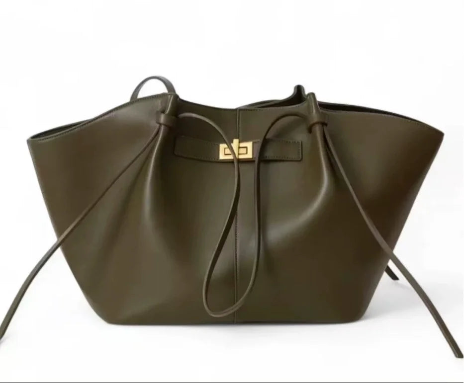 2026 New Large Capacity Trapeze Women Shoulder Bags Designer Metal Lock Handbags High-Quality Pu Leather Big Tote Commute Bag