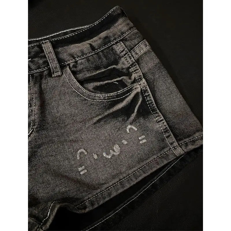 2026 Summer New Cute Hot Diamond Denim Low Waist Super Shorts Female Slim Black Gray Tight Y2k Shorts Hot Pants