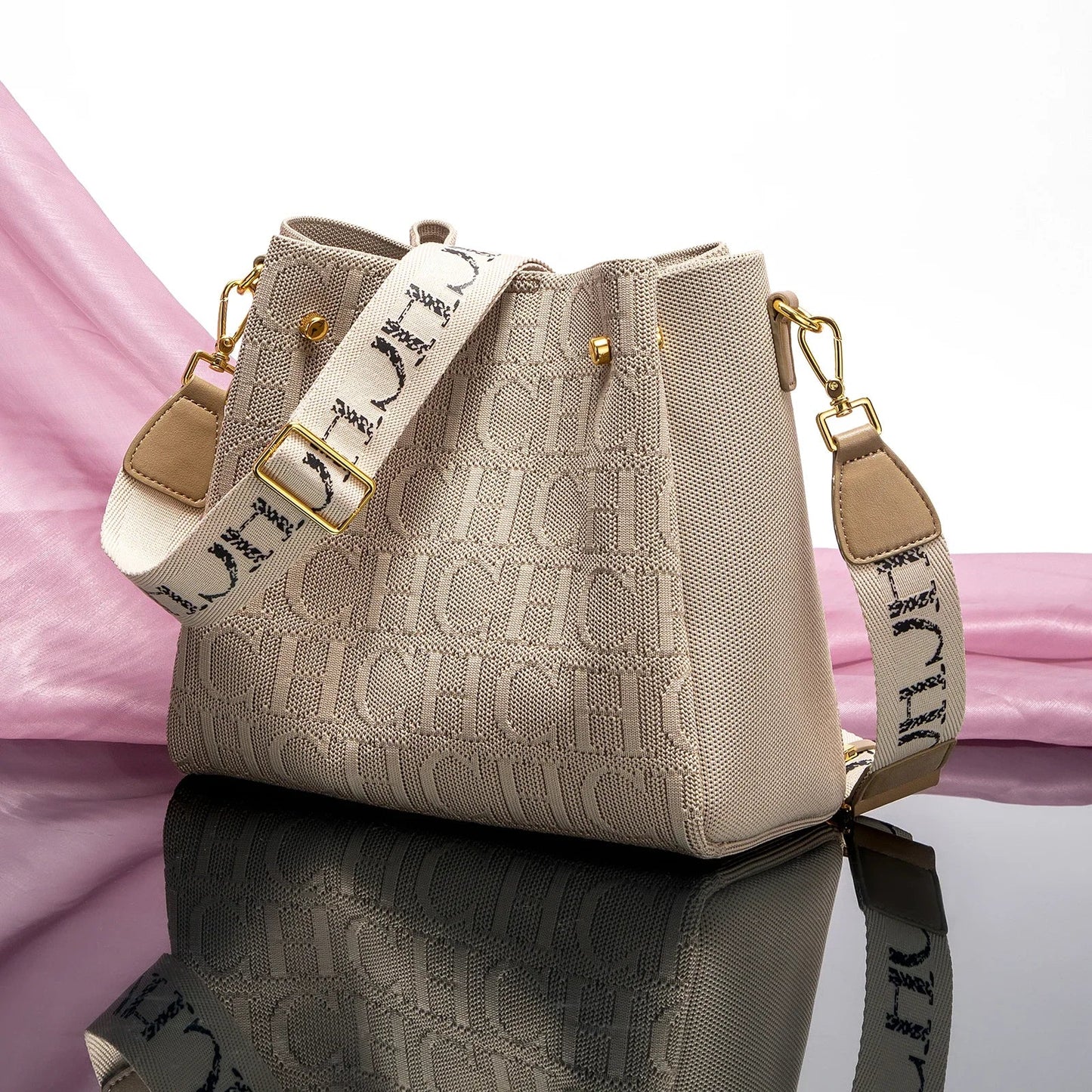 Fashion Party Multifunctional Occasion Handbag Classic Retro New Solid Color Letter Design Women's Shoulder Bag