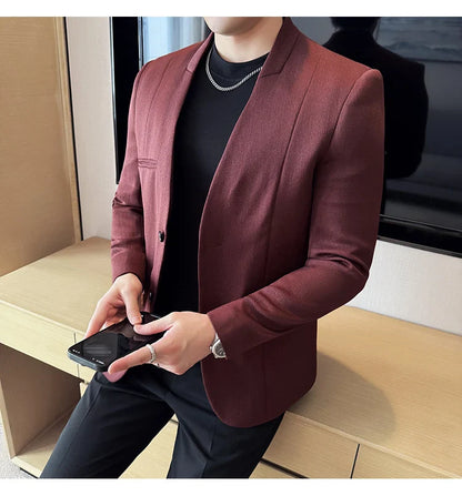 The new Chinese-style collarless suit is fashionable, handsome and versatile. It is a solid-color Korean-style fitted and fashio