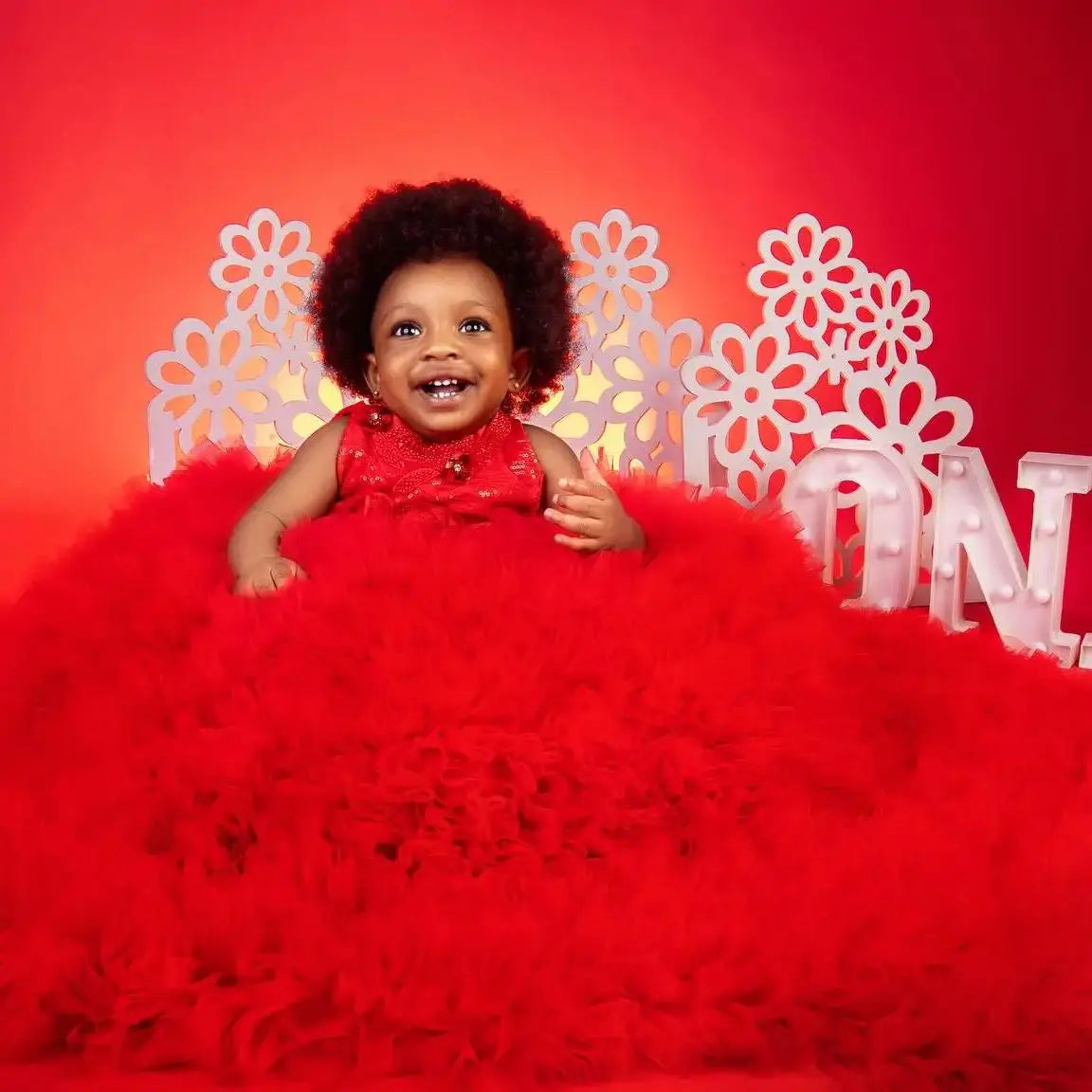 Luxury Red Ruffles Flower Girl Dresses Sequined Princess Customized Baby Girls First Birthday Party Pageant Dress For Wedding