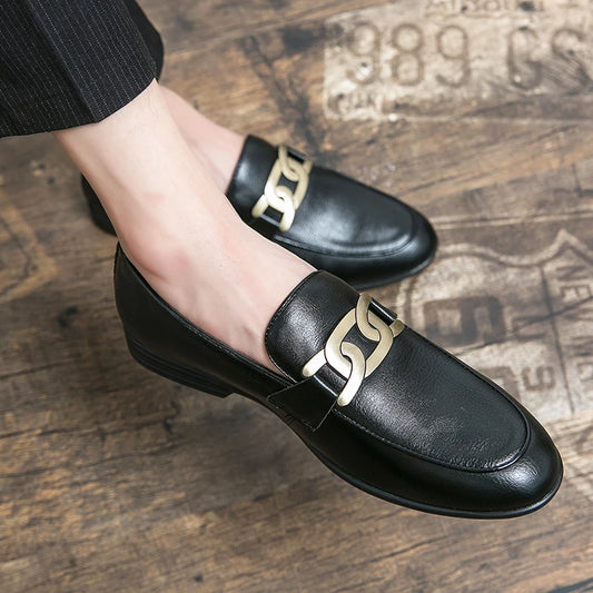 Italian Fashion Leather Shoes Moccasins For Men Casual Man Shoe Business Male Formal Pointed Fashion Wedding Black Skin