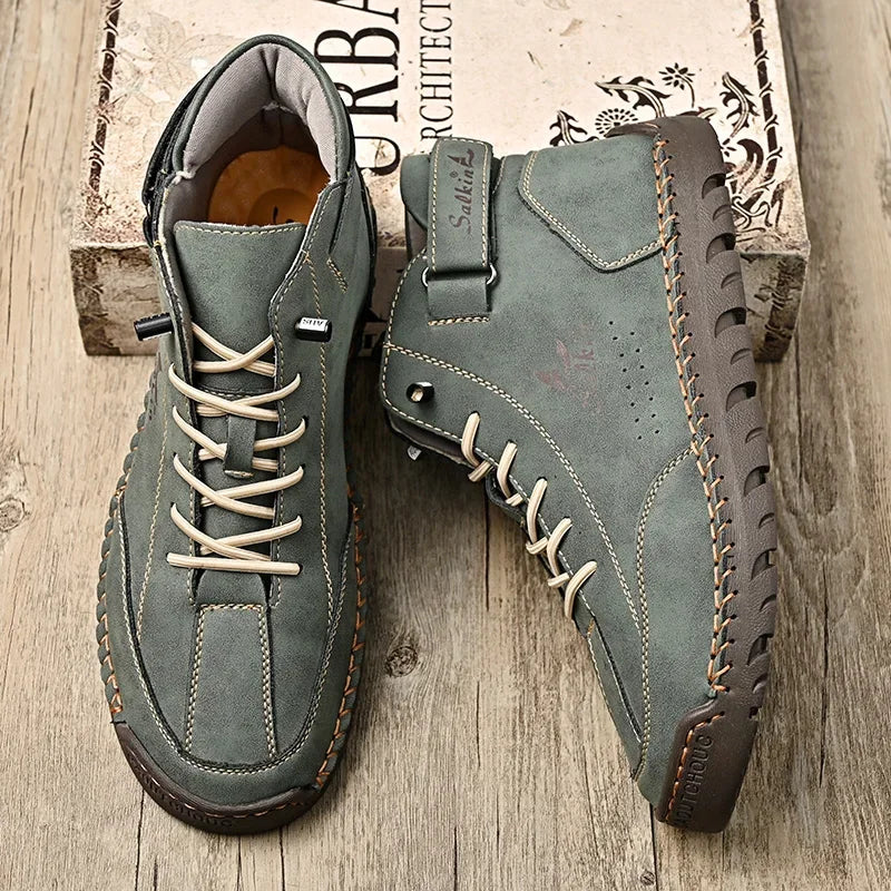 New 2024 Autumn Handmade Leather Men Boots Design Sneakers Man Breathable Casual Leather Shoes Men Ankle Boots Outdoor Boats
