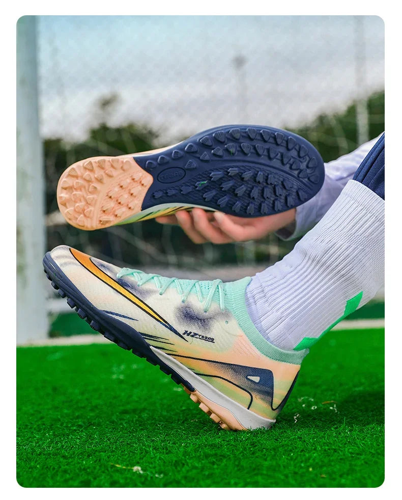 New Men Football Boots Ultralight Soccer Shoes Cleats Long Spikes Match Breathable Indoor Sneakers Training Drop Shipping