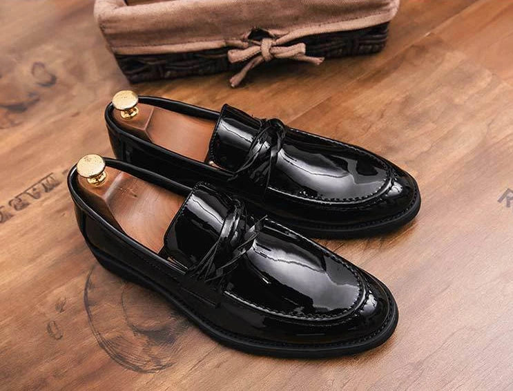 With Tassels Loafers Office Leather Shoes for Men Platform Thick Sole Pointed Toe Man Casual Shoe High Quality Fashion Elegant