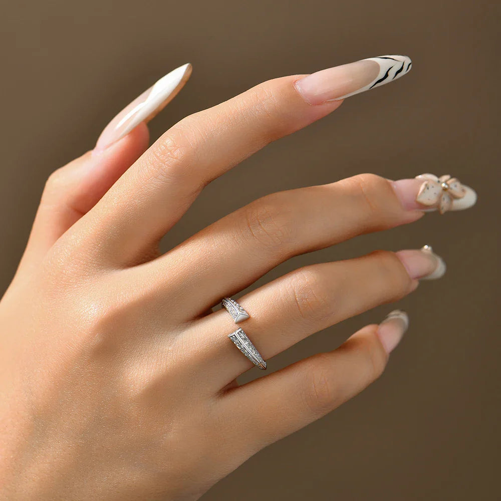 ATTAGEMS Exquise bague ouverte en moissanite couleur D VVS1 en argent sterling S925, bagues en or pour femmes, bijoux tendance pour fête