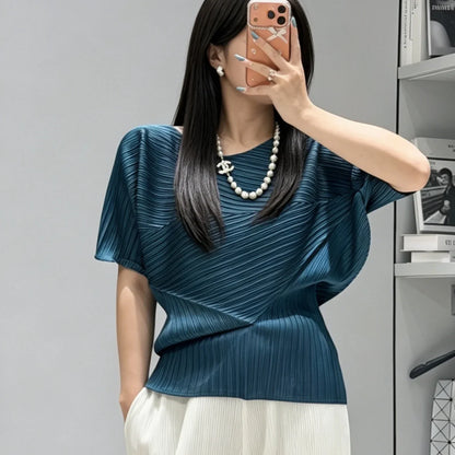 Miyake Pleated Top 2026 New Round Neck Short Sleeve Batwing T-Shirt Women Summer Lightweight Vacation Travel Women's Clothing