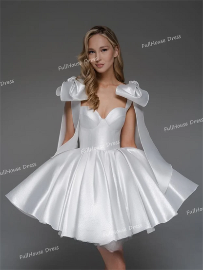 Custom Made Graceful Sweetheart Collar Pleated Ball Gown Evening Gown Strapless Puffy Back Lace up Prom Gown with Bow vestidos