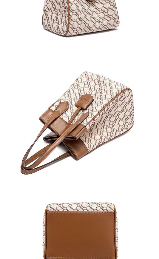 Women's Handbag New Retro Cowboy Splicing Magnetic Phone Bag Exquisite and Compact Commuter Women's Bag
