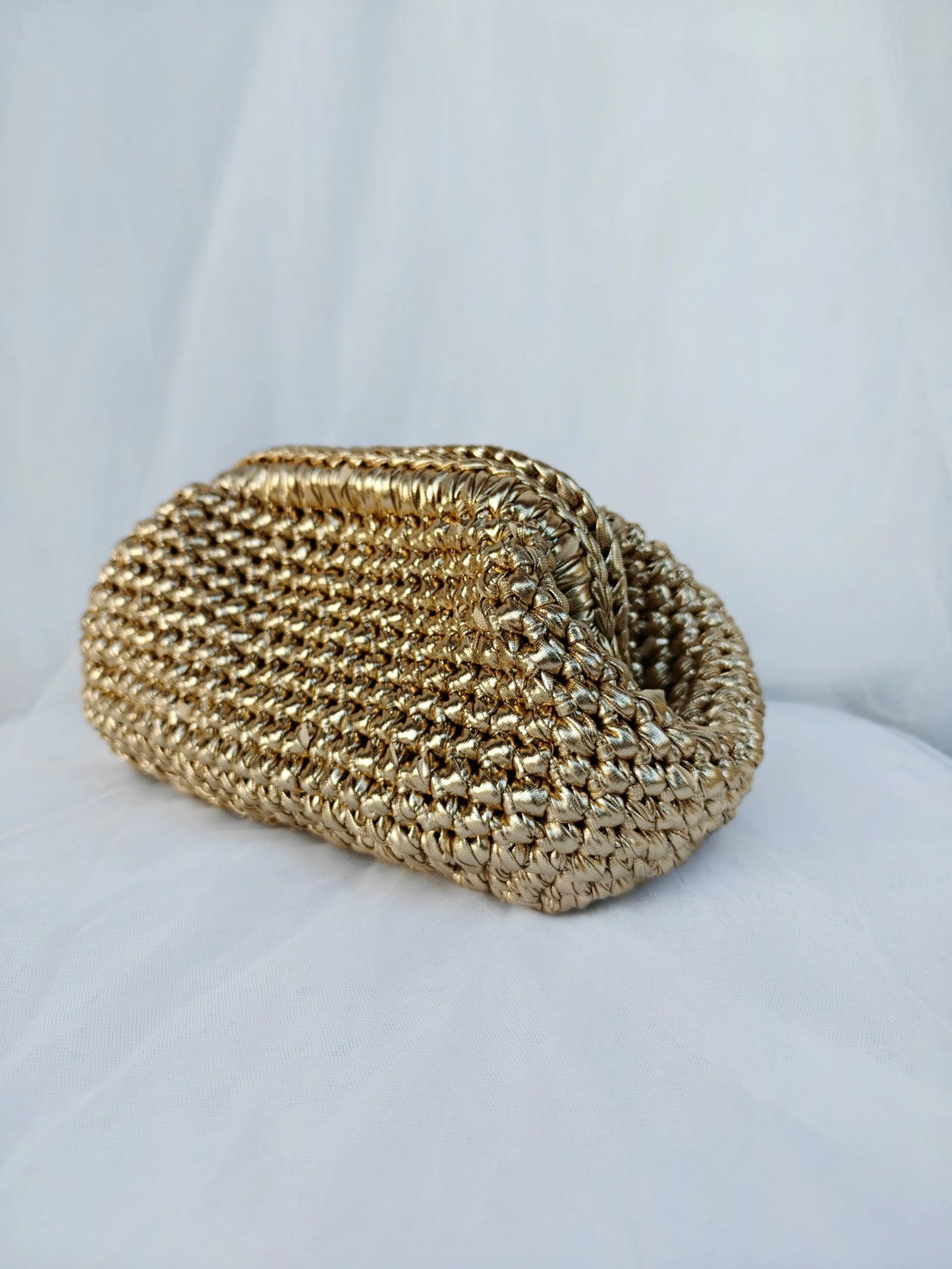 Yingzi Silver Cloth Strip Crochet Clip Bag Woven Underarm Bag Metallic Lustre Clutch Large Size Bag