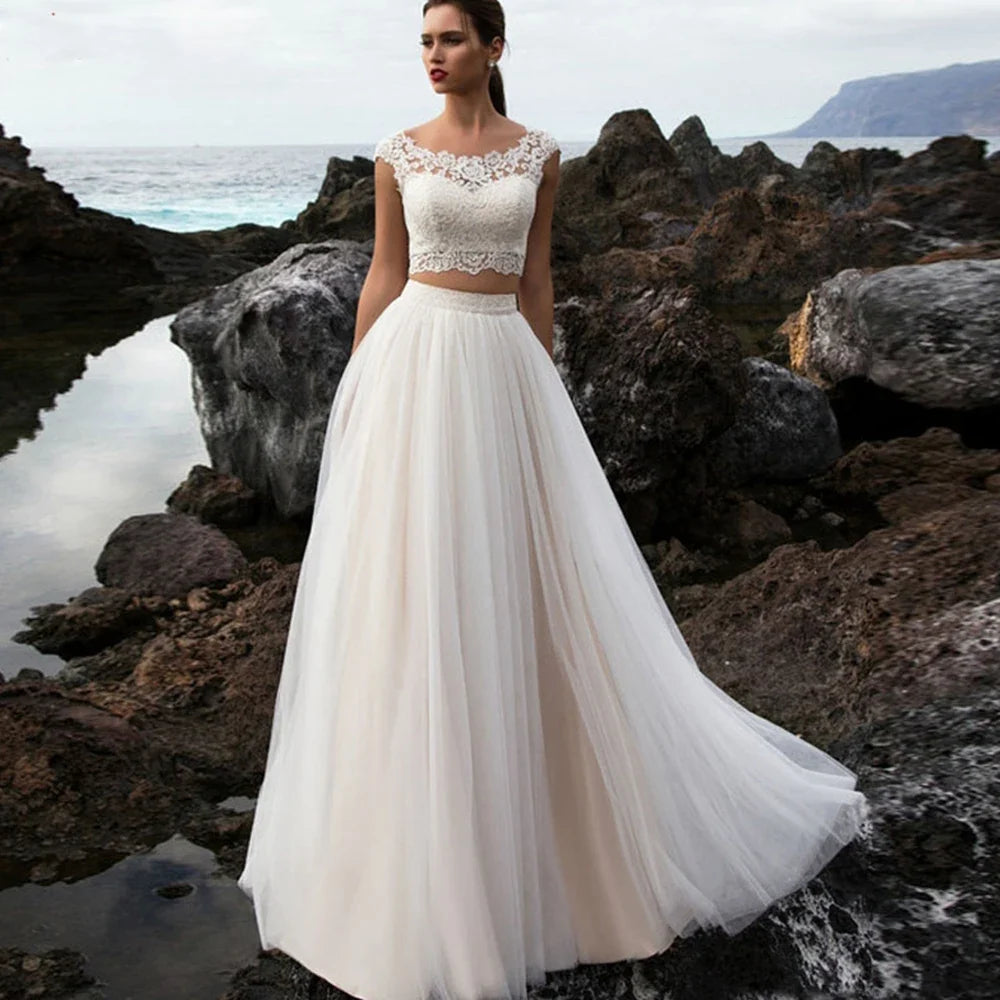 Cap Sleeves Two Piece Wedding Dress Scoop Neck with Applique Illusion Back A-Line Tulle Floor Length Bridal Marriage Gowns